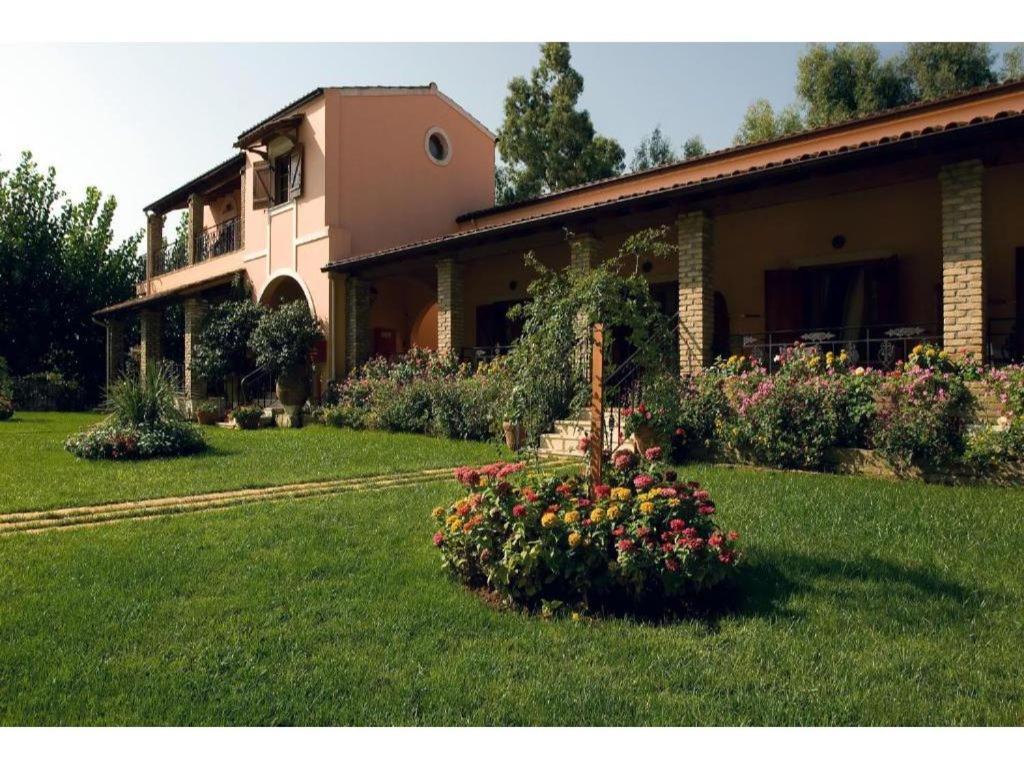 Corfu Club Standard Apartment 1 Danilia Екстериор снимка
