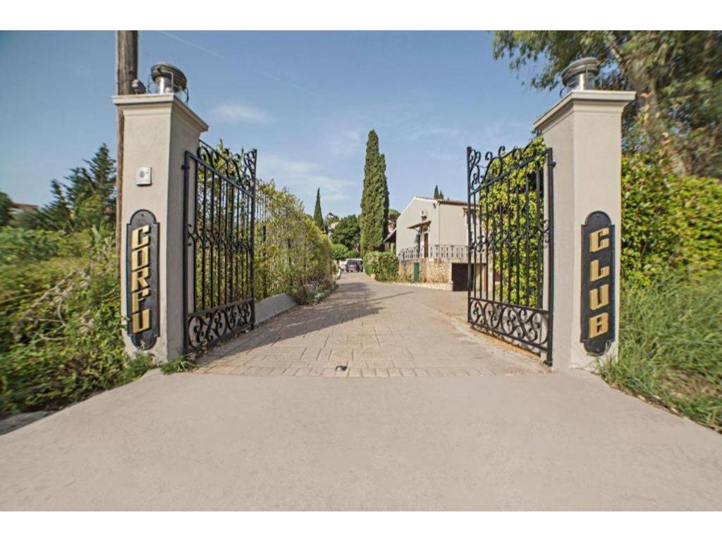 Corfu Club Standard Apartment 1 Danilia Екстериор снимка